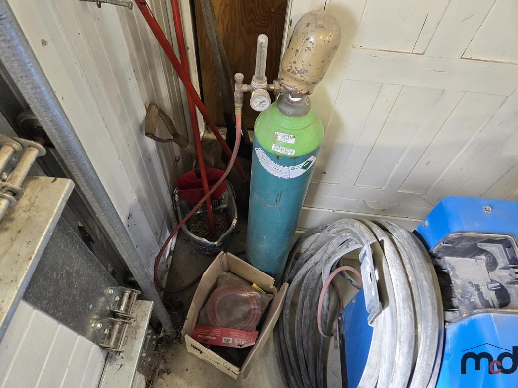 Miller Syncrowave 250 DX Tig Welder w/ Tank